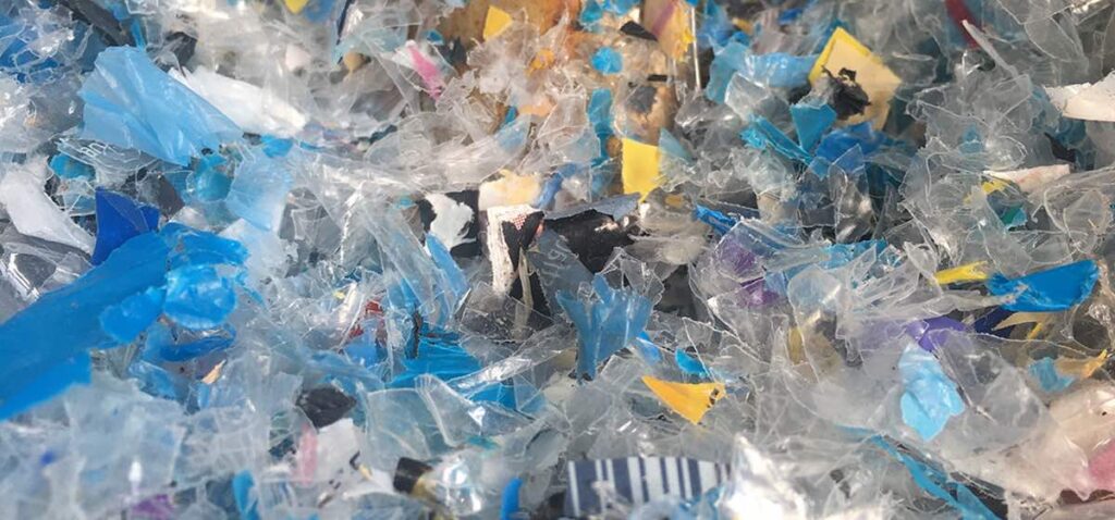 Microplásticos antes de ser reciclados